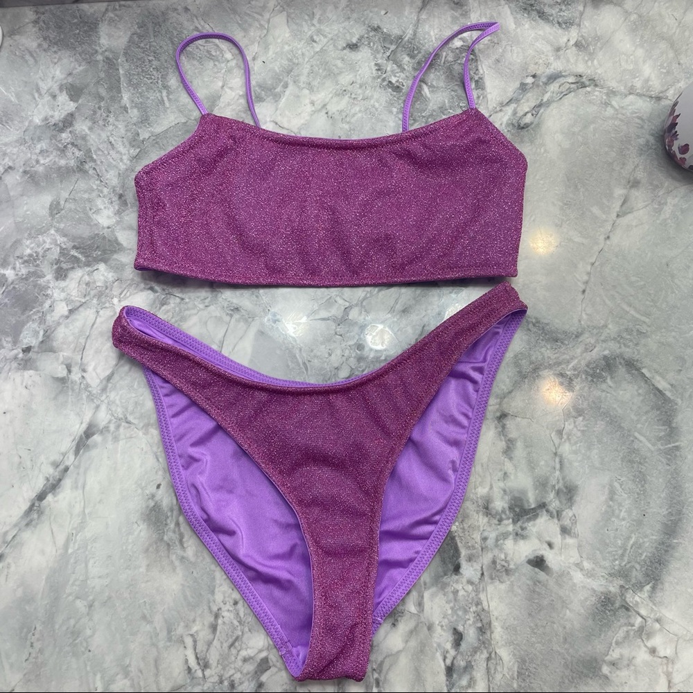 Triangl Mica Chee Sparkle. Top size M and bottoms Size L regular fit. No tags.
